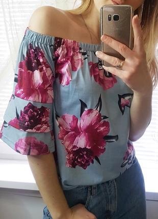 🔥 актуальна блуза з відкритими плечима  та воланами у принт квітів
