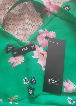 Яркая зеленая блуза майка в цветы f&amp;f7 фото