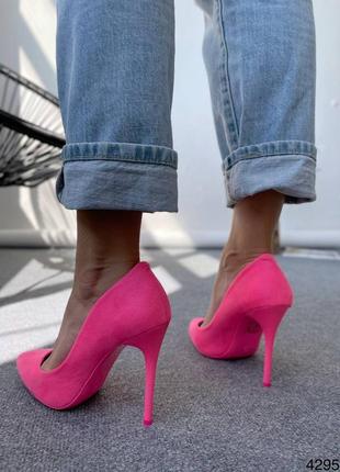 Туфли лодочки женские розовый неон на шпильках3 фото