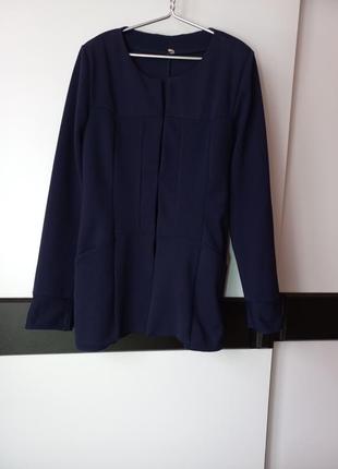 Кардиган на застежках