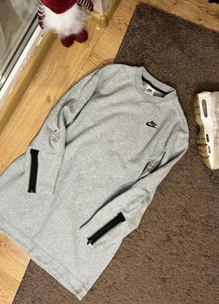 Платье nike tech fleece размер s-m