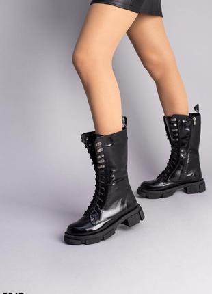 Ботинки женские зимние кожаные лаковые высокие шнуровка сапоги7 фото