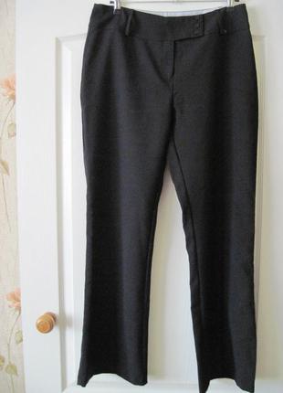 Тонкие брюки черного цвета в отличном состоянии