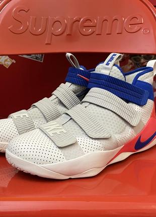 Мужские баскетбольные кроссовки nike lebron solider 11 ultramarine 897646-1012 фото