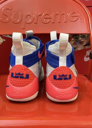 Мужские баскетбольные кроссовки nike lebron solider 11 ultramarine 897646-1014 фото