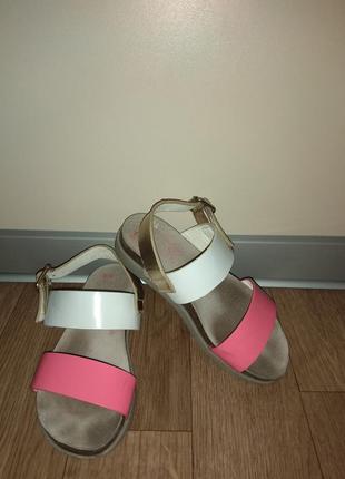 Босоніжки 27 р.