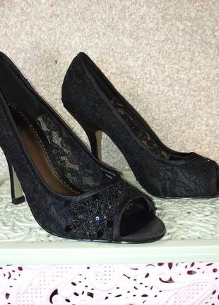 Туфлі phase eight shoes black lace оригінал