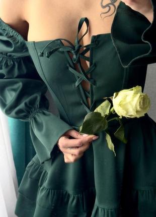 Приталенное атласное платье мини короткое платье с корсетом мини платье с пышной юбкой4 фото