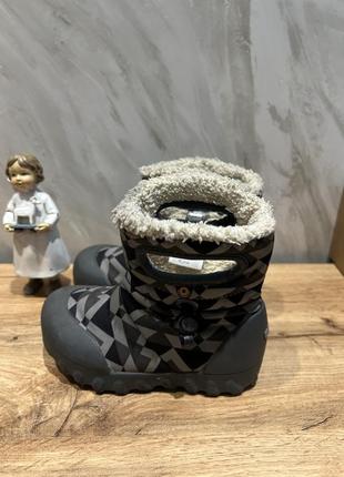 Зимові черевики bogs