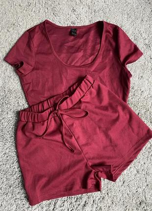 Топ та шорти