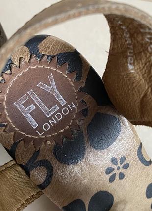 Босоножки изумительные на корковой подошве оригинал fly london размер 37-385 фото