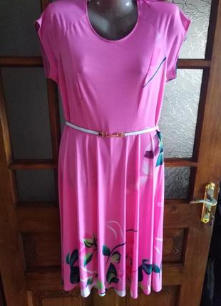 Платье женское очень хорошего качества