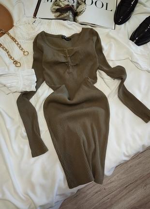 Платье в рубчик