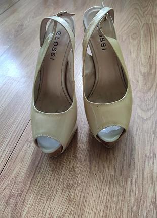 Бежевые босоножки, босоножки на каблуке, миниатюрные босоножки на шпильке