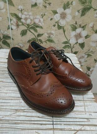 Фирменные next стильные кожаные туфли