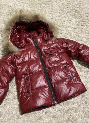 Актуальный пуховой комбинезон,moncler на 3-4 года8 фото