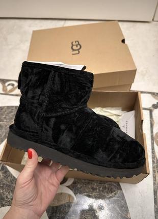 Ugg оригінал
