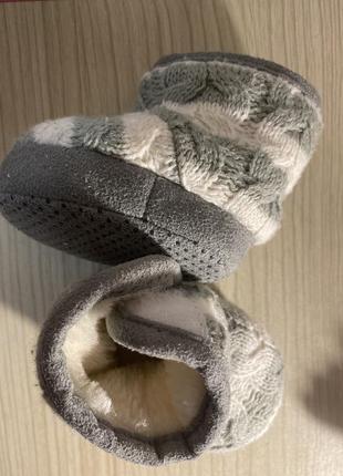 Пінеткі, сапожкі, уггі