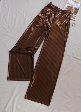 Блестящие брюки палаццо на высокой посадке/широкие/прямые/металлик1 фото