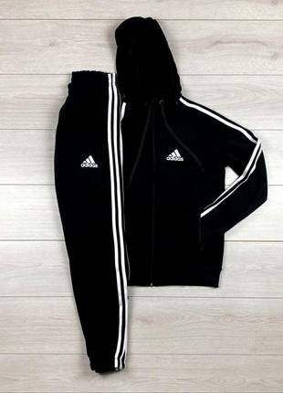 Костюм мужской adidas на флисе!