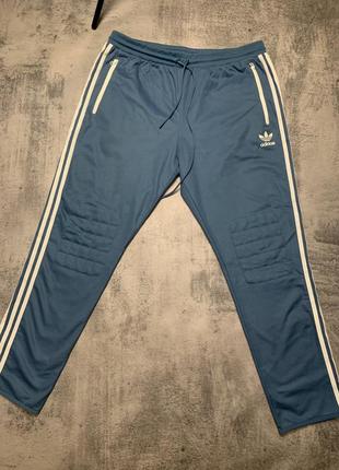 Спортивные штаны adidas l-xl