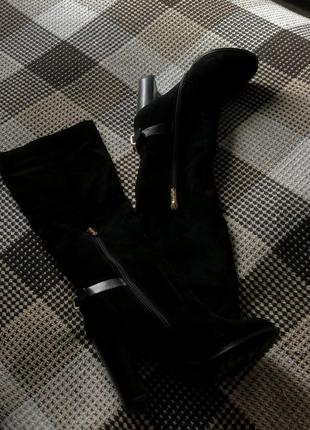 Замшевые сапоги на каблуке на меху4 фото