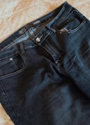 5 ive чорно-сірі джинси з оригінальним оздобленням батал