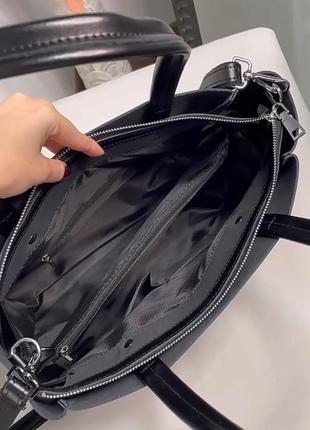 Черная сумка, натуральная кожа+длинный регулируемый ремешок.7 фото