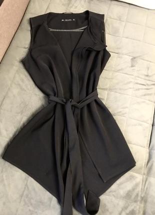 Довга желетка на поясі zara 36р. 38р