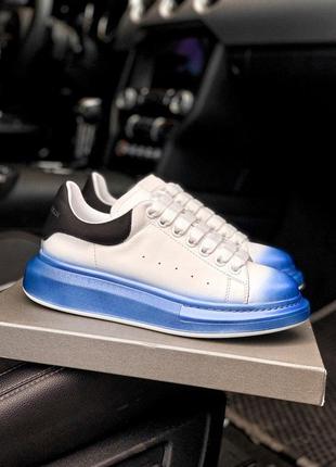 Кросівки alexander mcqueen в білому кольорі на синій підошвою (36-41)😍
