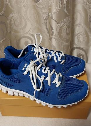 Качественные стильные брендовые кроссовки reebok оригинал