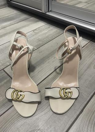 Босоножки gucci р-39-405 фото