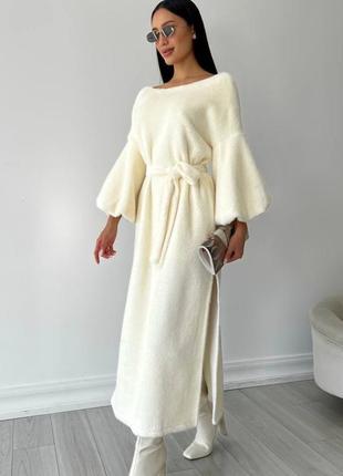 Платье альпака ангора длинная с поясом разрезами белый беж1 фото