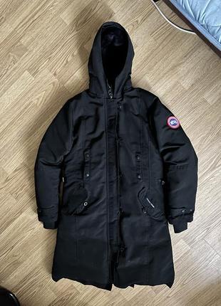 Парка пуховик зимняя женская canada goose оригинал размер m l в хорошем состояние2 фото