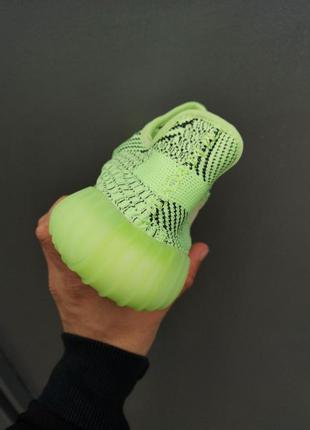 Кросівки adidas yeezy boost 350 full reflective neon кроссовки5 фото