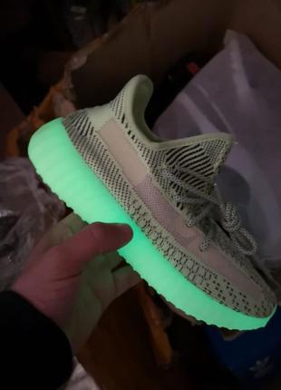 Кросівки adidas yeezy boost 350 full reflective neon кроссовки1 фото