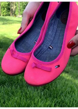 Яркие коттоновые балетки tommy Low