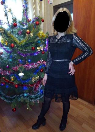 Чудове круживне плаття