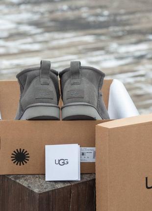 Женские угги ugg classic ultra mini grey ультра мини серого цвета5 фото