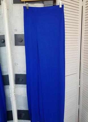Синяя юбка макси с разрезом2 фото