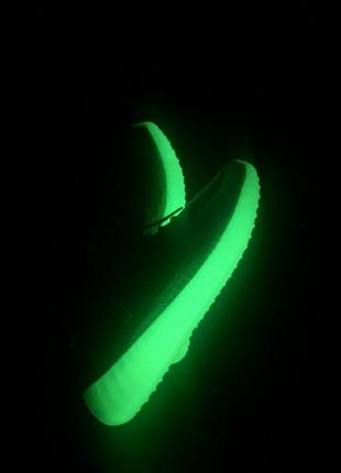 Кросівки adidas yeezy boost 350 full reflective neon кросівки9 фото