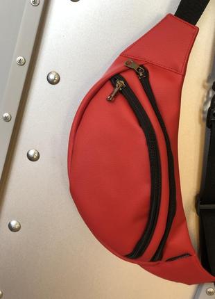 Матова червона бананка, барыжка, сумка на пояс,барсетка1 фото