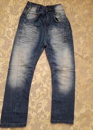 Джинсы next   на 5 лет