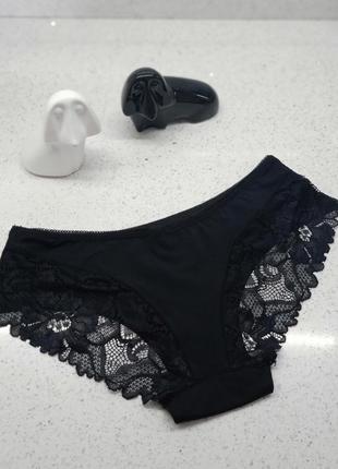 Мереживні трусики безшовні
