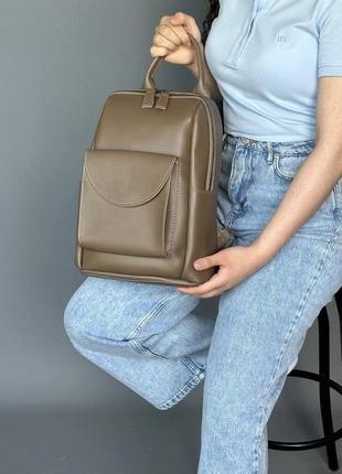 Женский вместительный рюкзак экокожа коричневого цвета2 фото