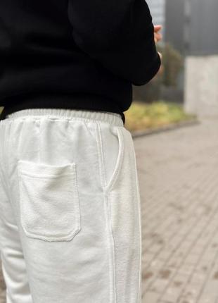 Чоловічі спортивні штани трикотажні reload rough молочні/ спортивки завуженні стильні демісезонні4 фото