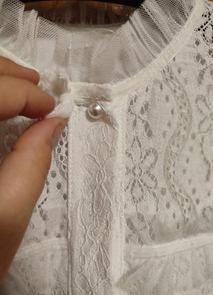 Біла мереживна сукня розмір с