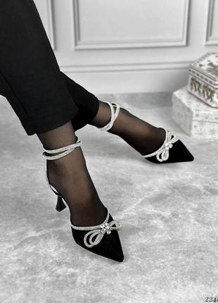 Женские черные туфли с бантиком2 фото