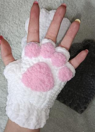 Мітенки кошачі лапки рукавиці з плюшевої пряжі4 фото