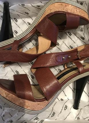 Босоніжки luciano carvari.оригінал.